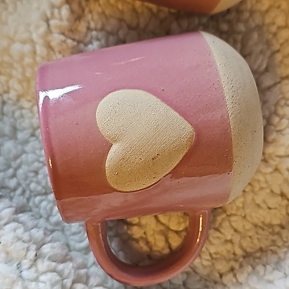 Pink heart mugs - set of 2 - Picture 2 of 7
